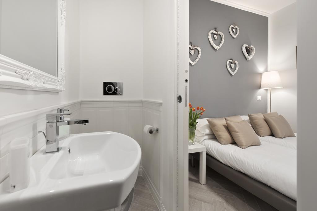 Trevi Apartment Rome Bagian luar foto
